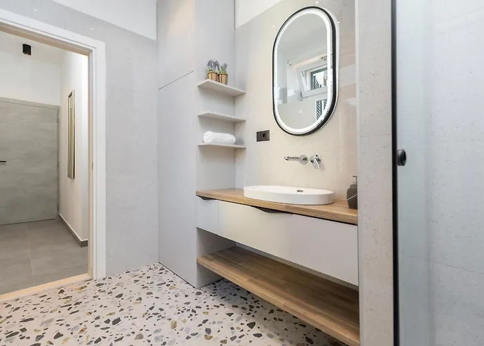 Deluxe Nila Σπλιτ