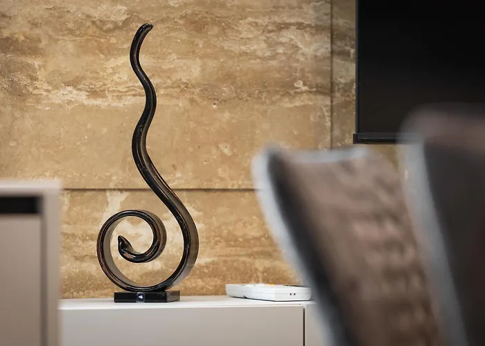 Deluxe Nila * Σπλιτ